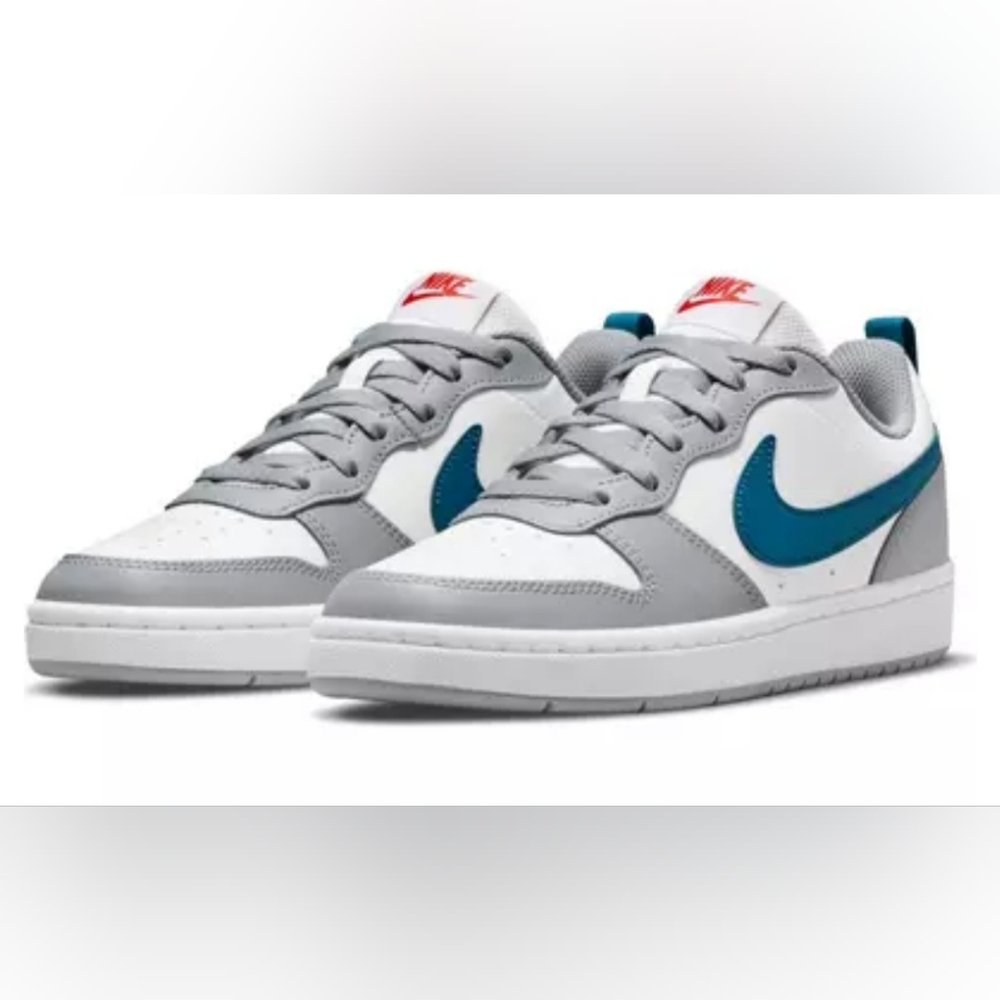 Brand New Nike Court Borough Low 2